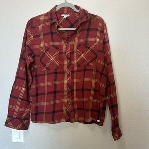 Women’s flannel shirt